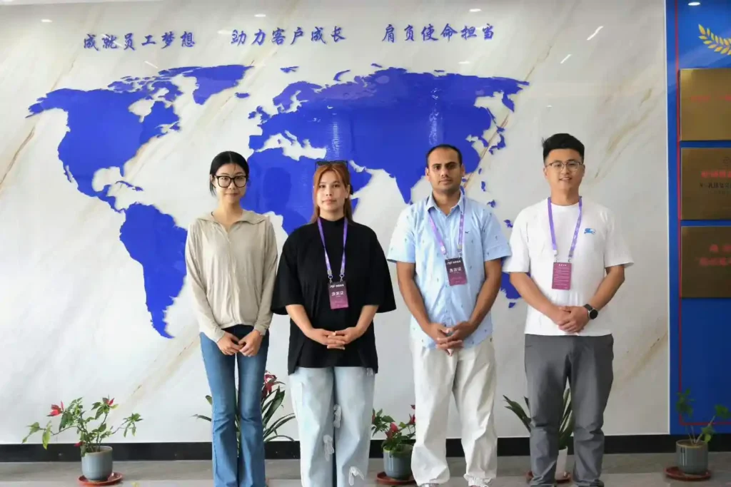 Our Team Take Group Photos With Overseas Customers During Factory Inspection Visit